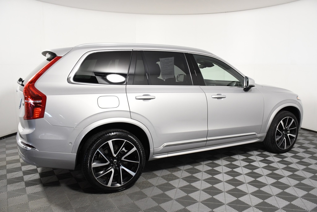 2024 Volvo XC90 B5 Plus photo 7