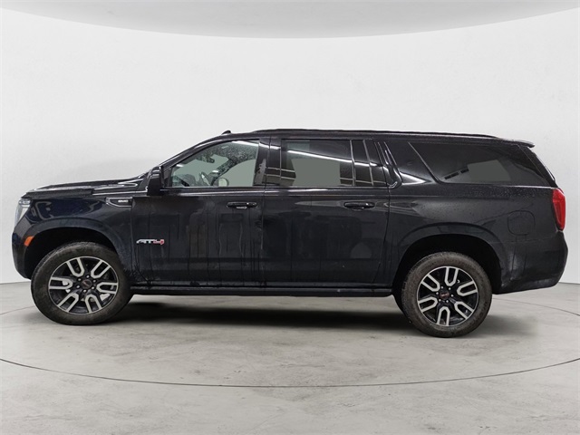 2023 Gmc Yukon XL AT4 photo 2