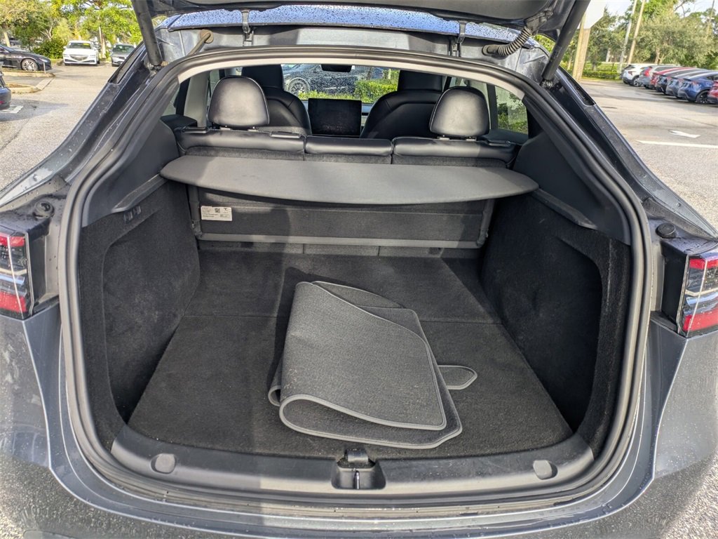 2023 Tesla Model Y Long Range photo 15