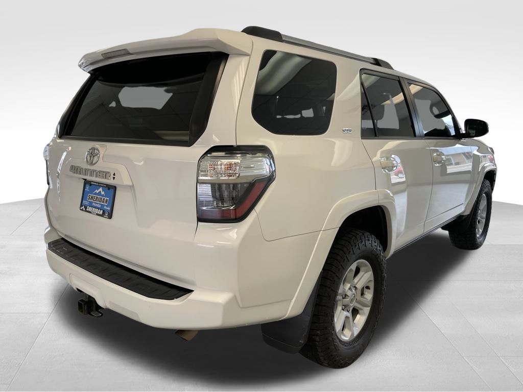 2023 Toyota 4Runner SR5 Premium photo 5