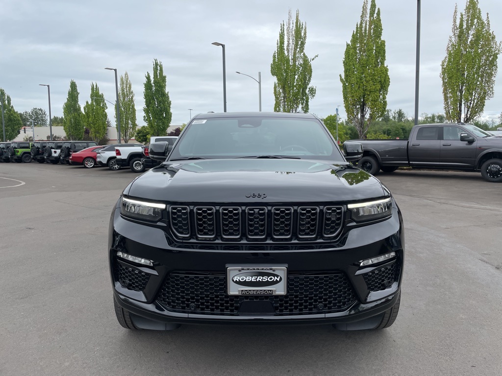 2025 Jeep Grand Cherokee Summit photo 15