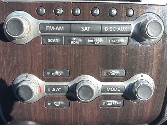 2012 Nissan Maxima SV photo 17