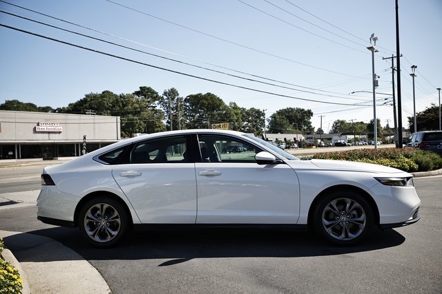 2024 Honda Accord EX photo 9