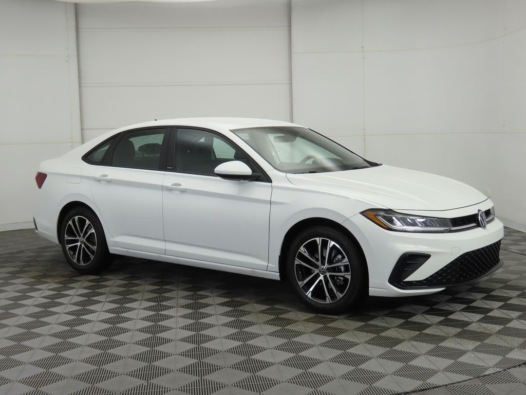 2026 Volkswagen Jetta 1.5T Sport photo 3