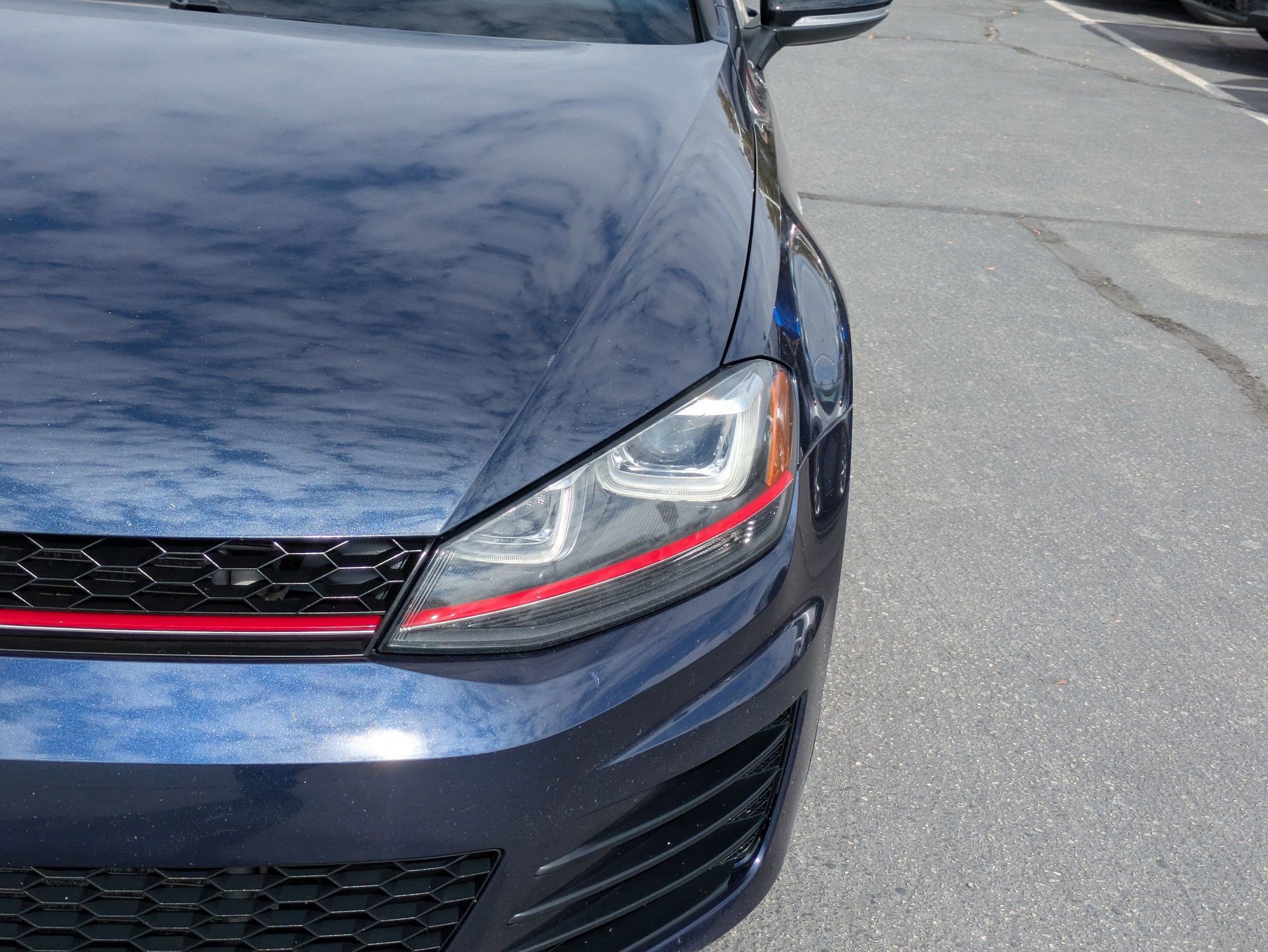 2017 Volkswagen Golf GTI Sport photo 8