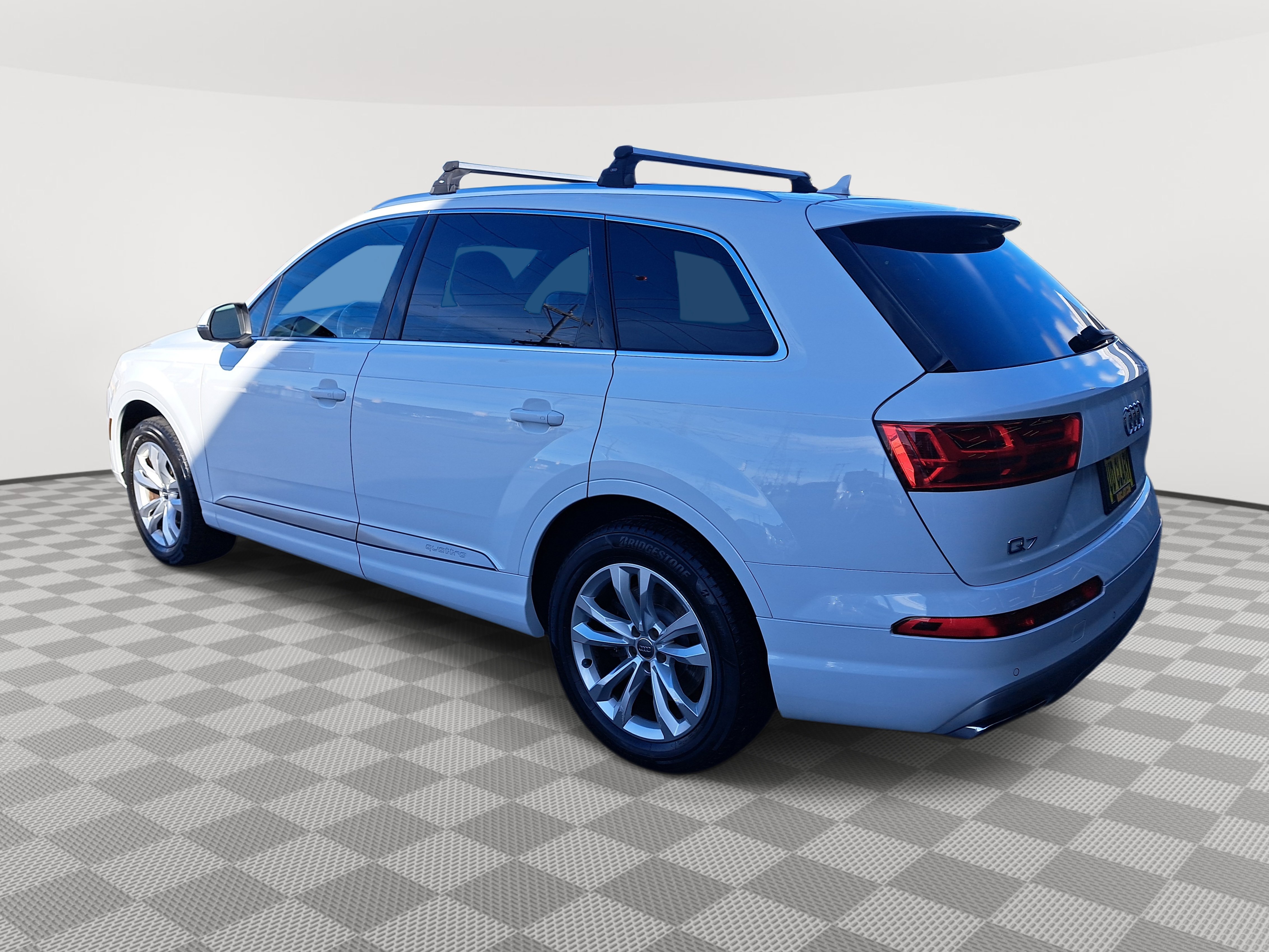 2017 Audi Q7 Premium photo 4