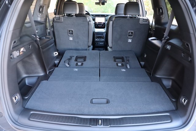 2025 Jeep Grand Cherokee Limited photo 31