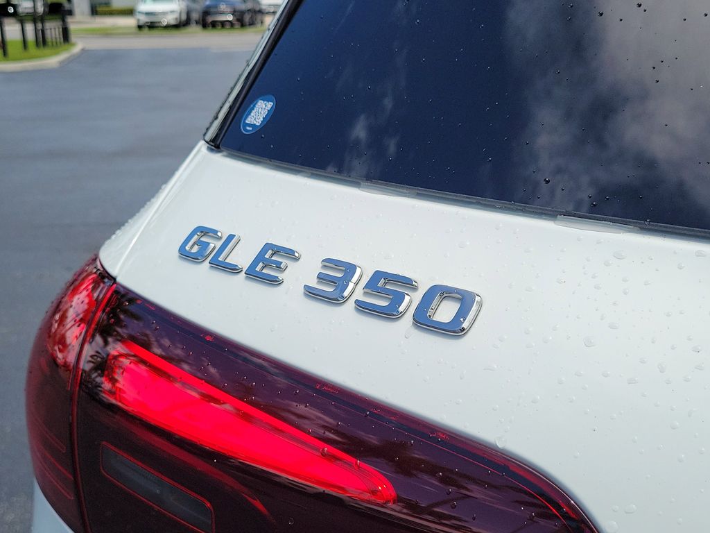 2025 Mercedes Benz GLE 350 4MATIC photo 8