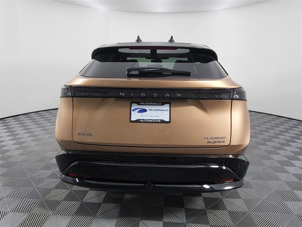 2025 Nissan ARIYA Platinum e-4ORCE photo 6