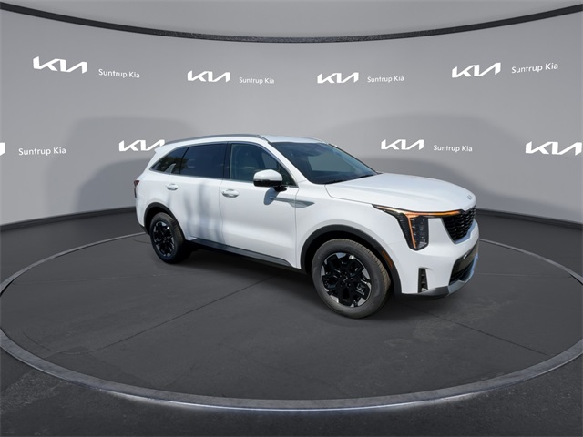 2026 Kia Sorento S photo 2