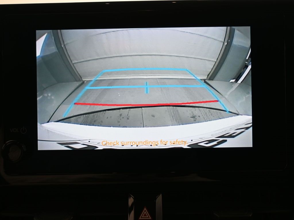 2023 Toyota Corolla LE photo 2