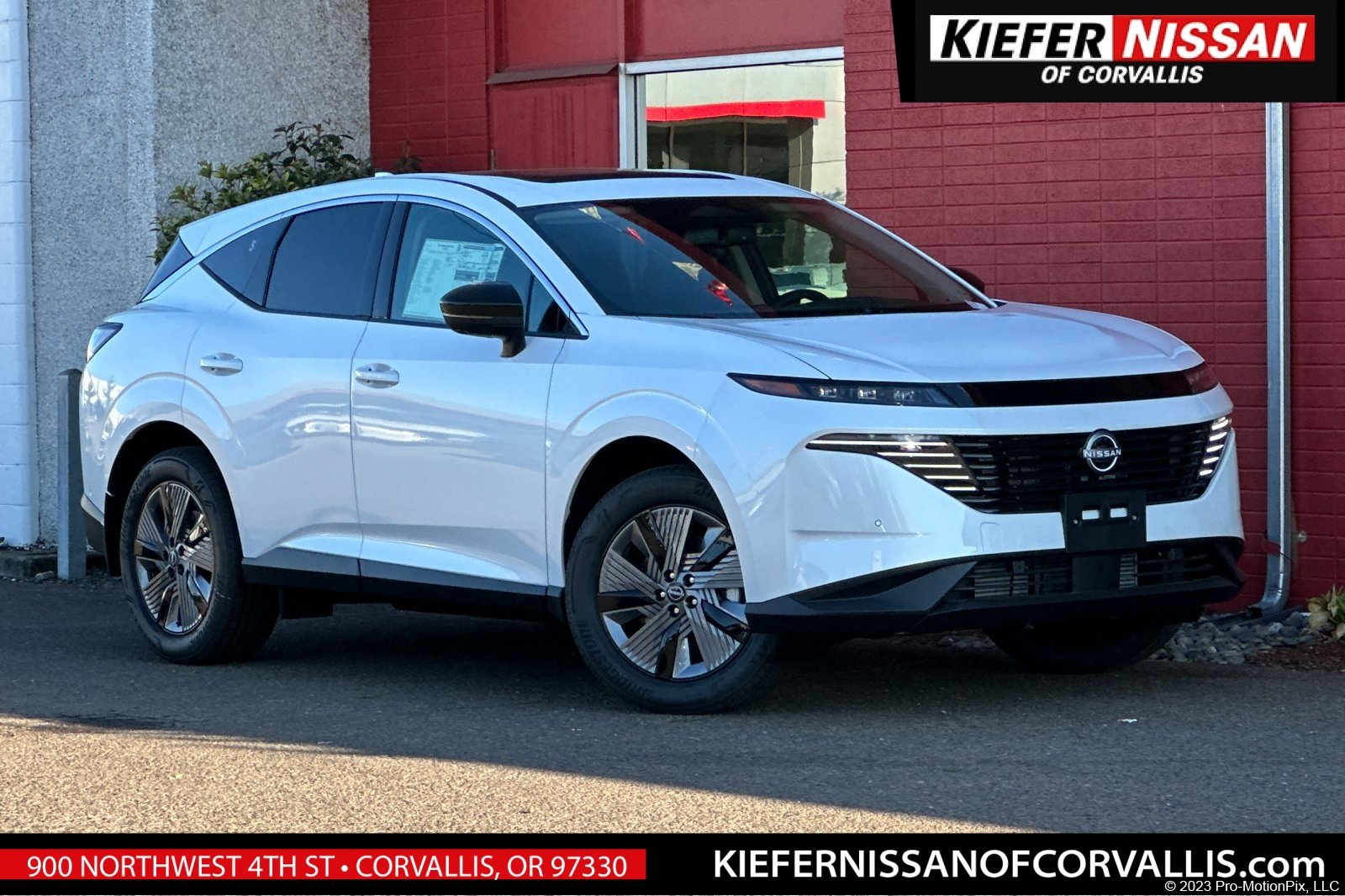 2025 Nissan Murano SL's photo