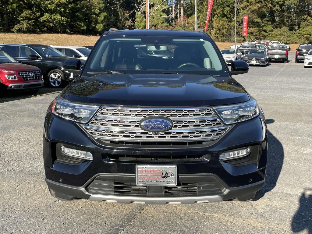 2024 Ford Explorer Limited photo 2