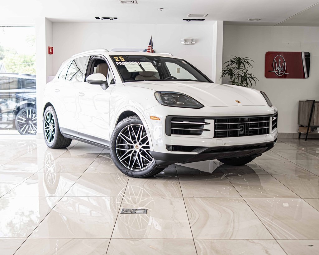 2025 PORSCHE CAYENNE - Image 5