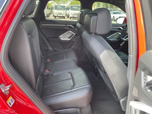 2023 Audi Q3 S line Premium Plus photo 33