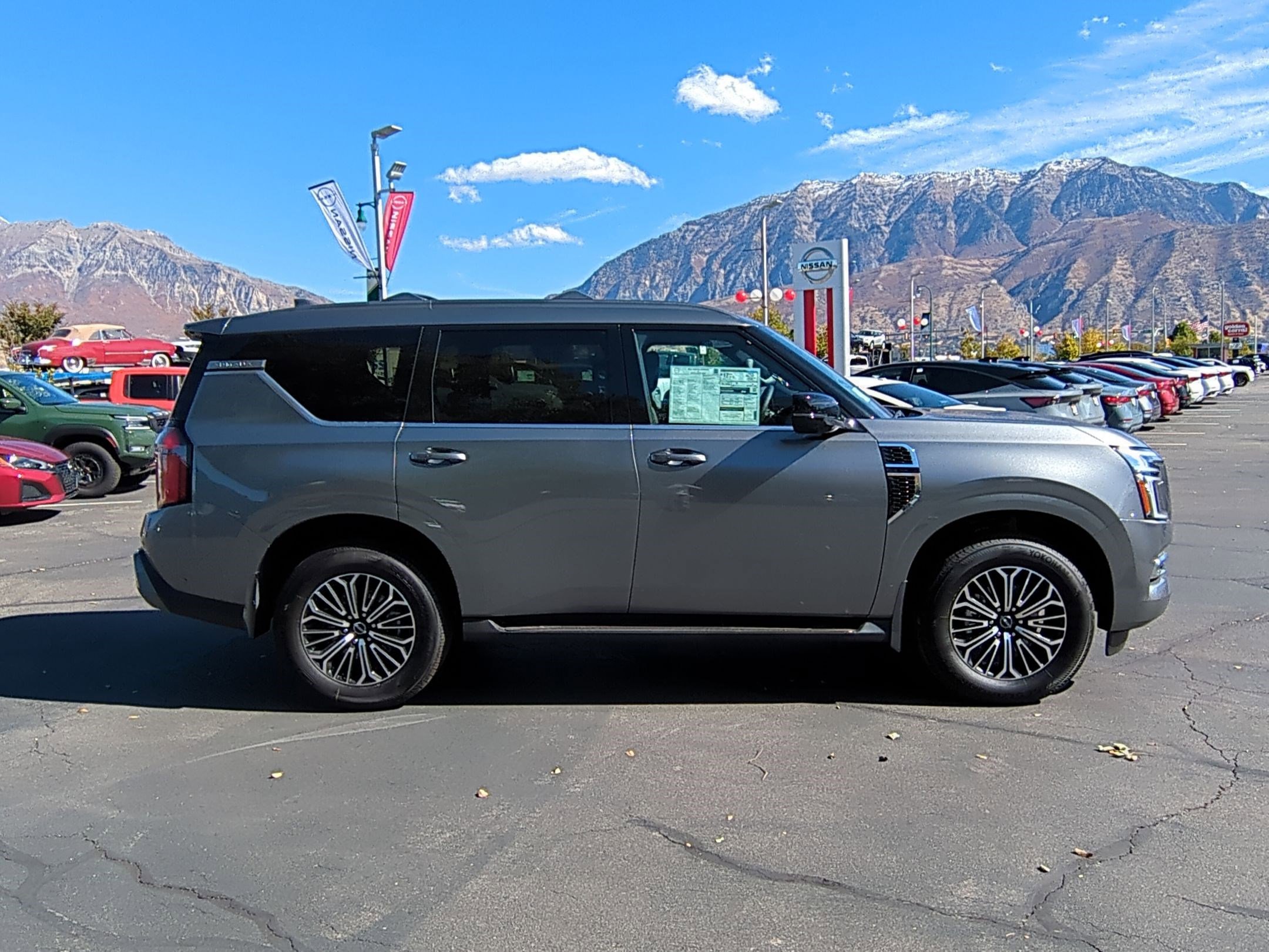 2026 Nissan Armada SL photo 2