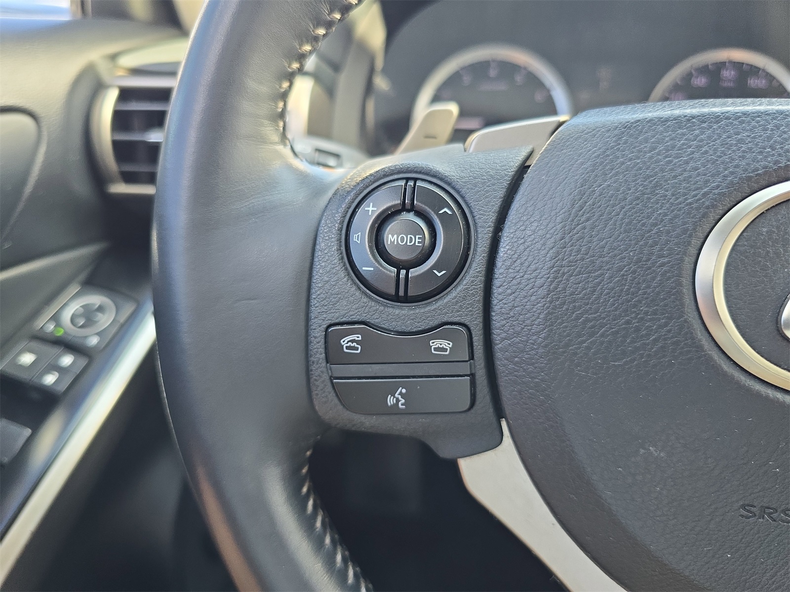 2014 Lexus IS 250 photo 24