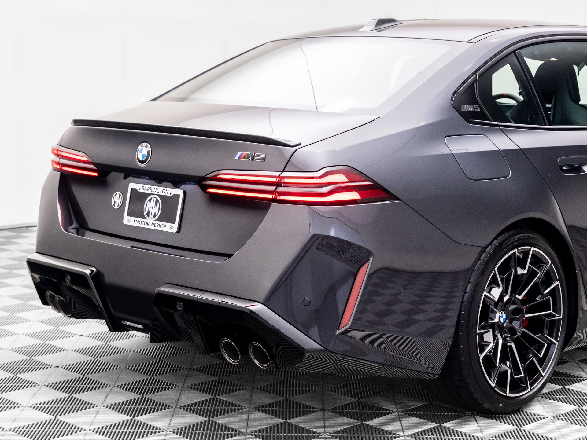 New 2026 Dark Graphite Metallic BMW Base image 33