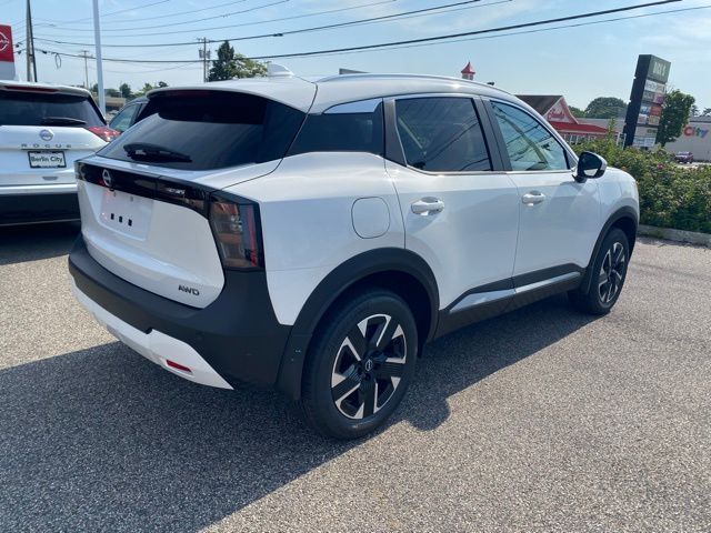 2025 Nissan Kicks SV photo 3