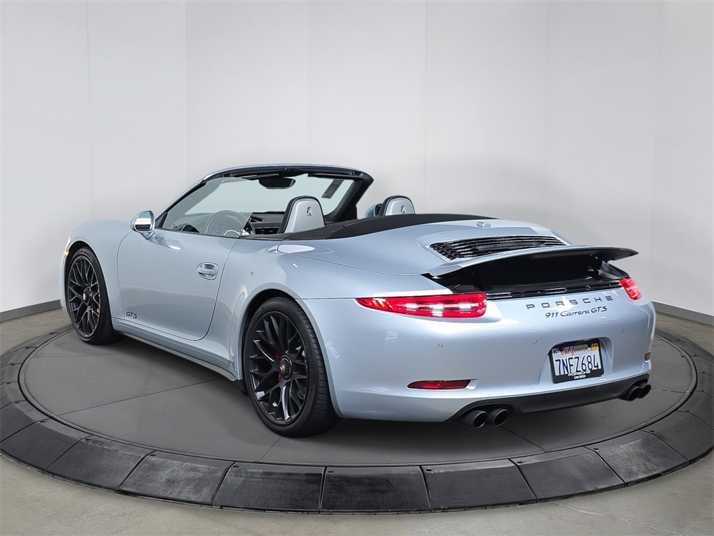 2015 Porsche 911 GTS photo 9