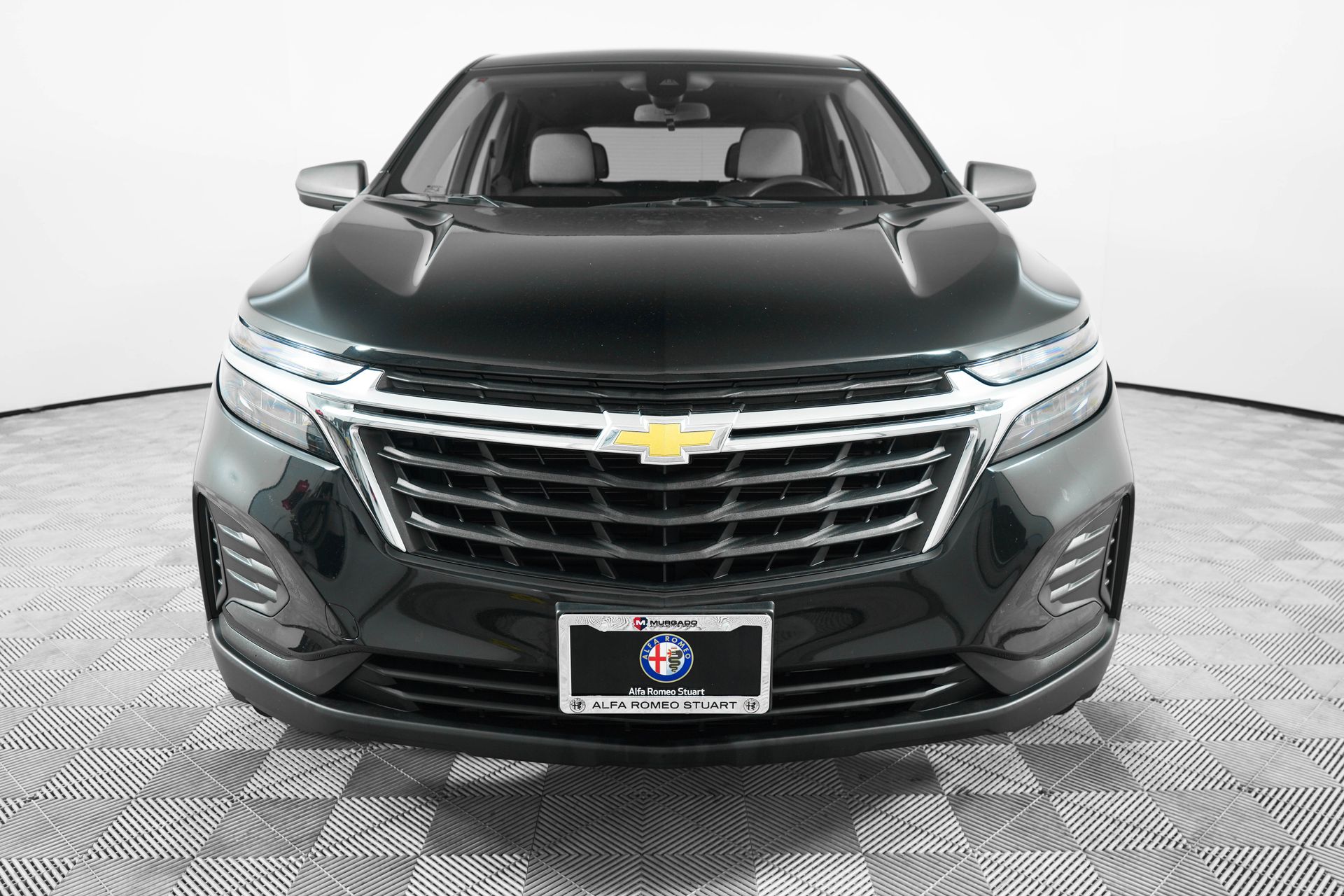 2022 Chevrolet Equinox LS photo 2