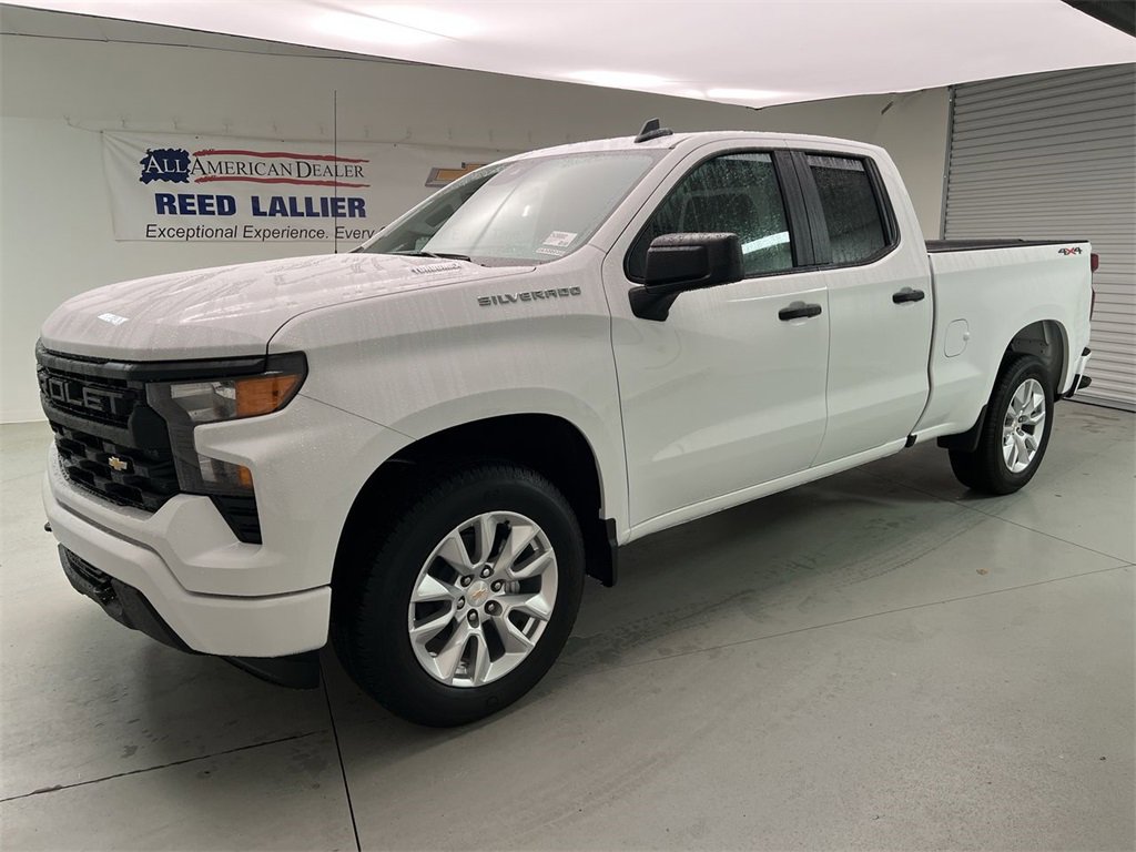 2026 Chevrolet Silverado 1500 Custom photo 4