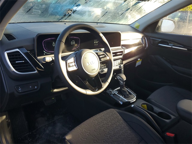2026 Kia Seltos S photo 3