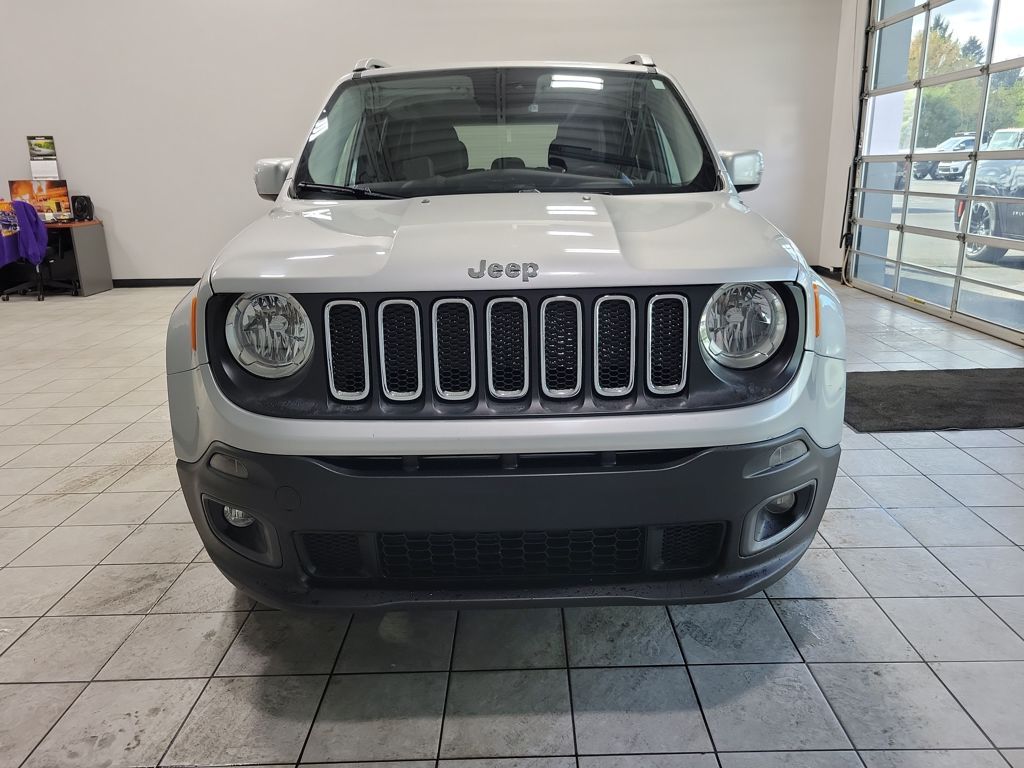 2015 Jeep Renegade Limited photo 2