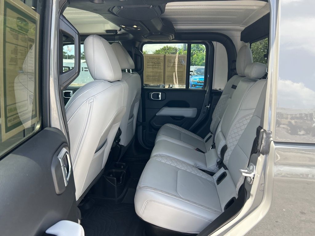 2022 Jeep Gladiator High Altitude photo 31