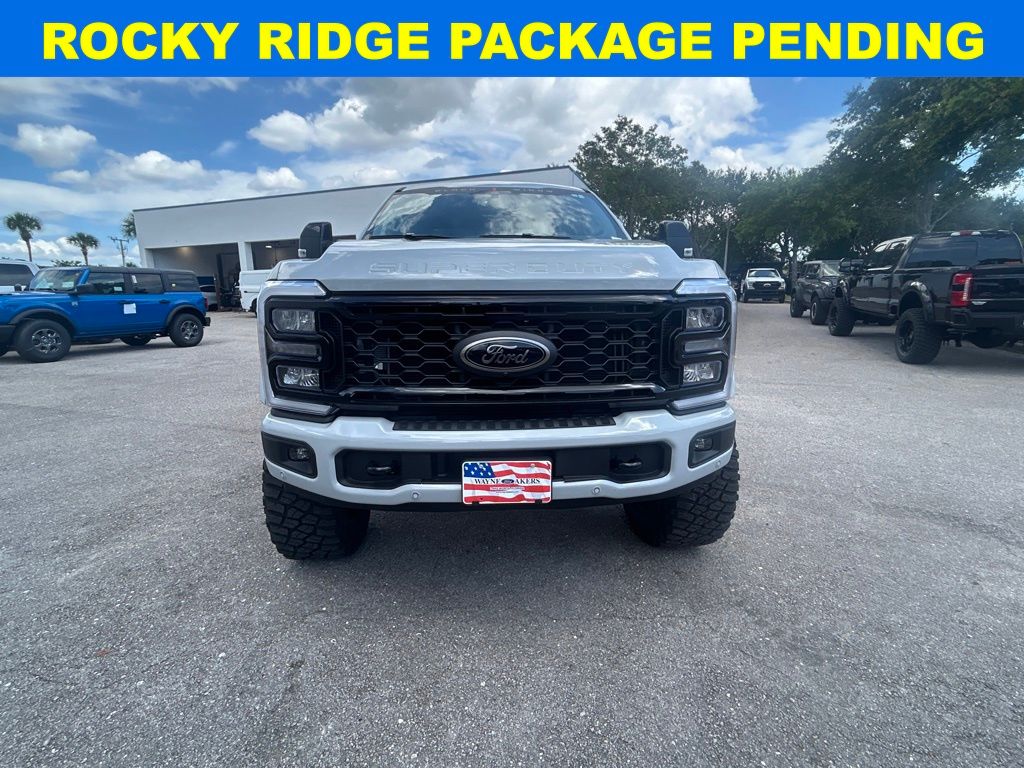 2025 Ford F-250 photo 9