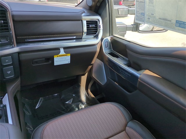 2025 Ford F-350 King Ranch photo 16