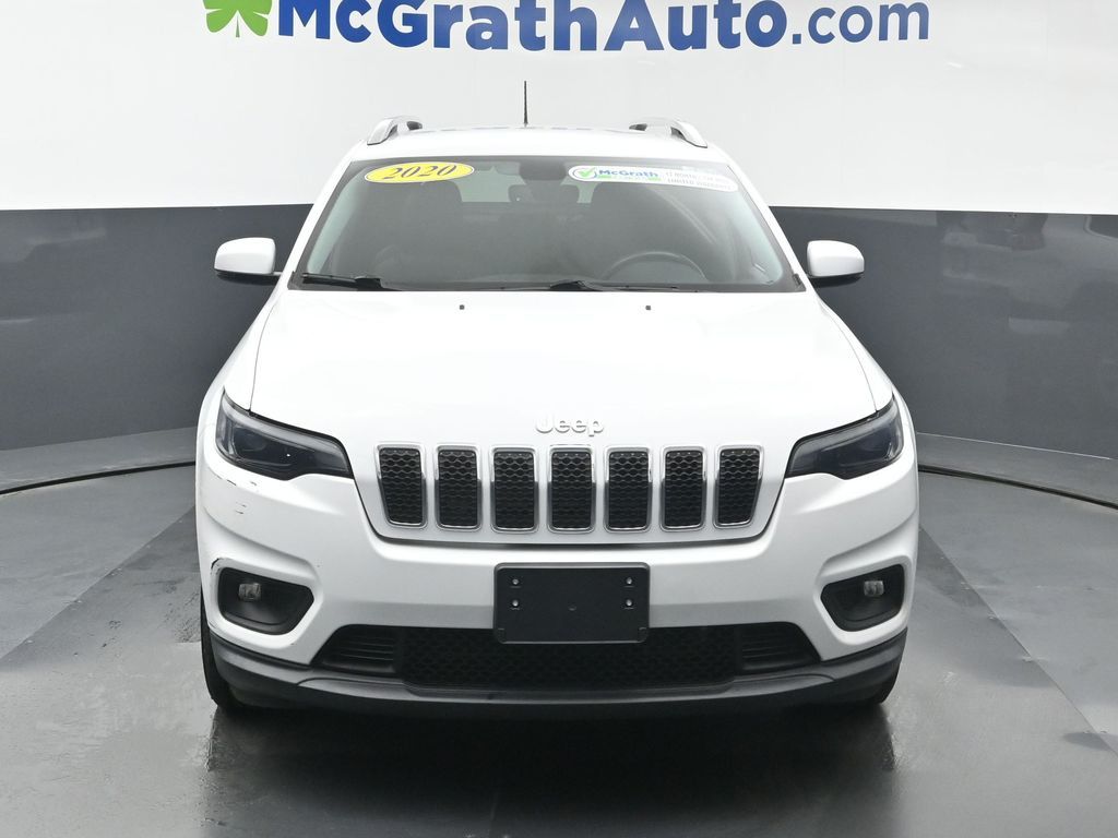 2020 Jeep Cherokee Latitude photo 2