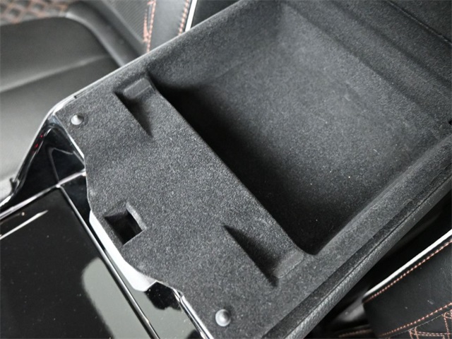 2022 Jeep Grand Cherokee Summit photo 4
