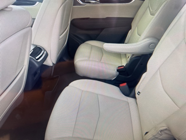 2024 Cadillac XT6 Premium Luxury photo 4