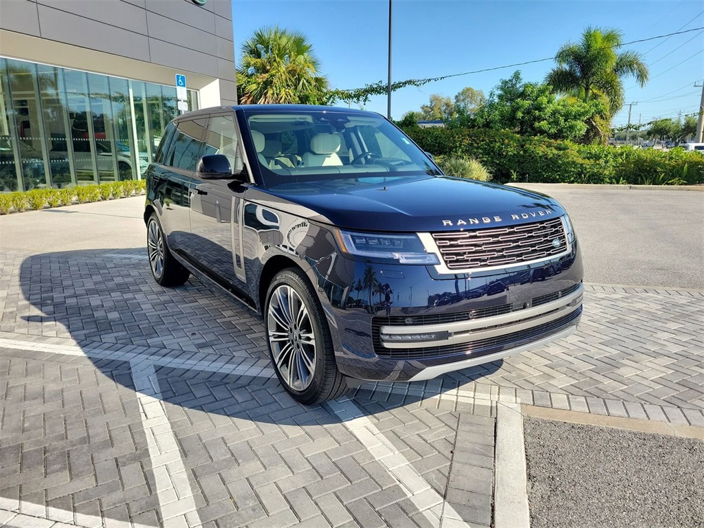 2025 Land Rover Range Rover Autobiography photo 7