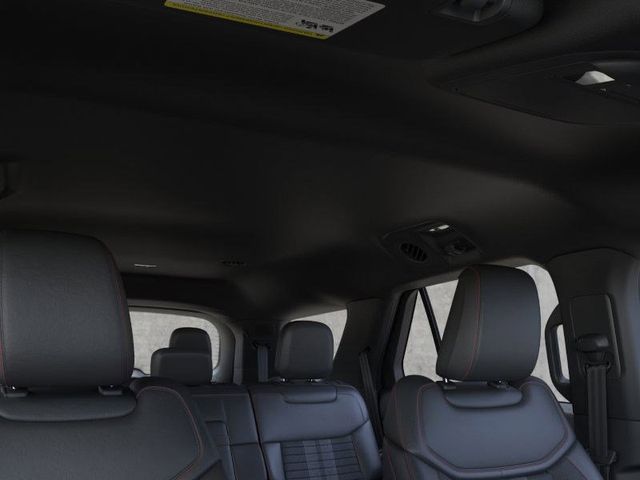 2025 Ford Explorer ST-Line photo 16