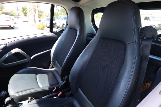 2015 Smart Fortwo Electric Drive photo 14