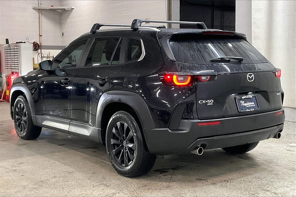 2023 MAZDA CX-50 - Image 9
