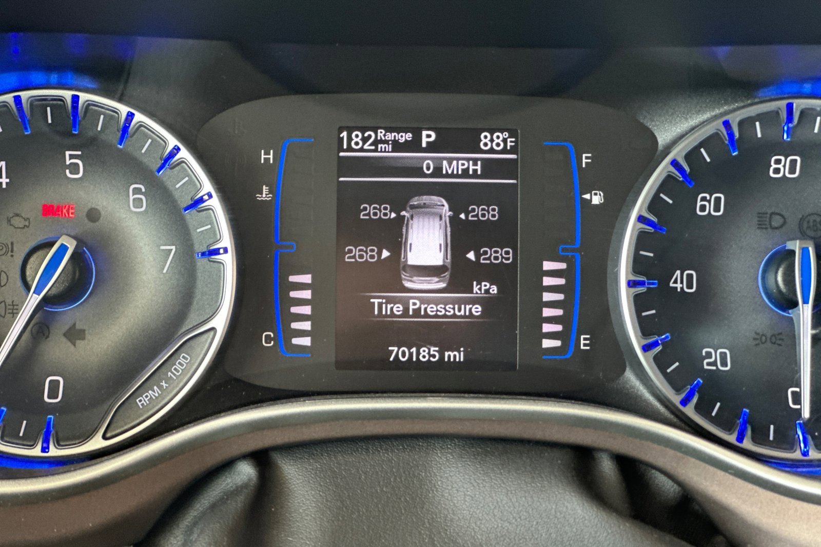 2022 Chrysler Voyager LX photo 24
