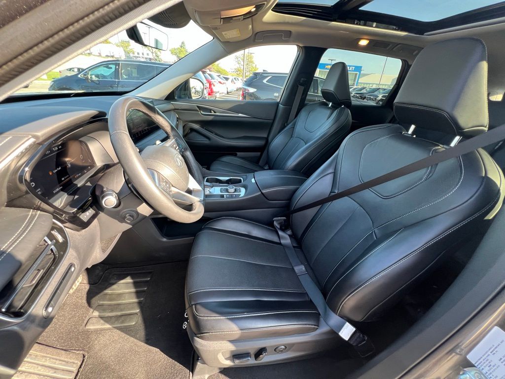 2023 Infiniti QX60 Luxe AWD photo 16