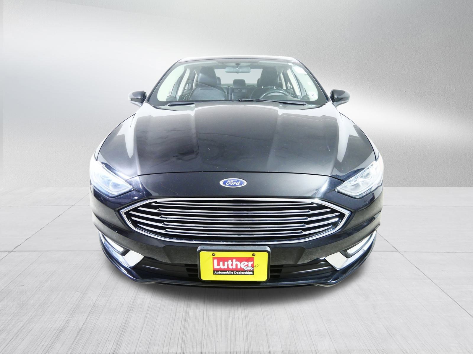Used 2018 Ford Fusion SE with VIN 3FA6P0T92JR261539 for sale in Brooklyn Center, Minnesota