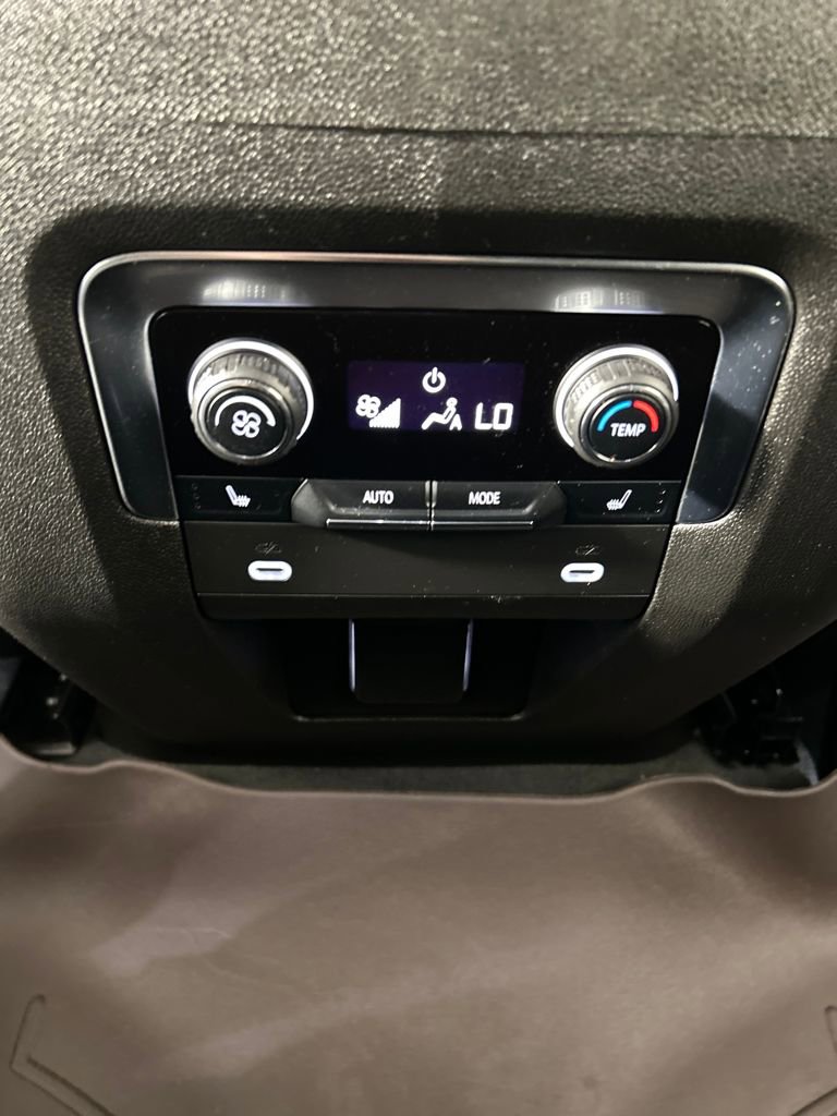 2024 Chevrolet Tahoe High Country photo 26