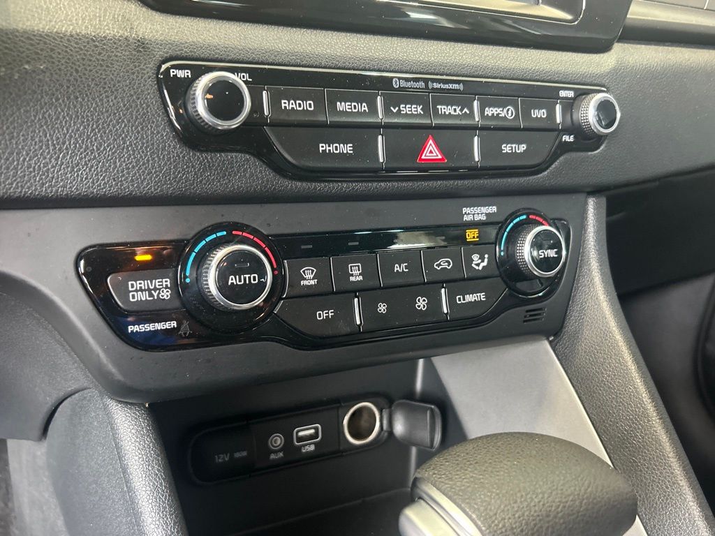 2019 Kia Niro FE photo 33