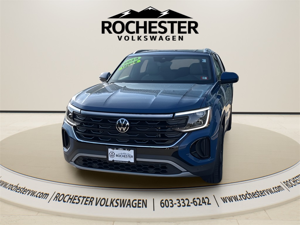 2025 Volkswagen Atlas Cross Sport SEL's photo