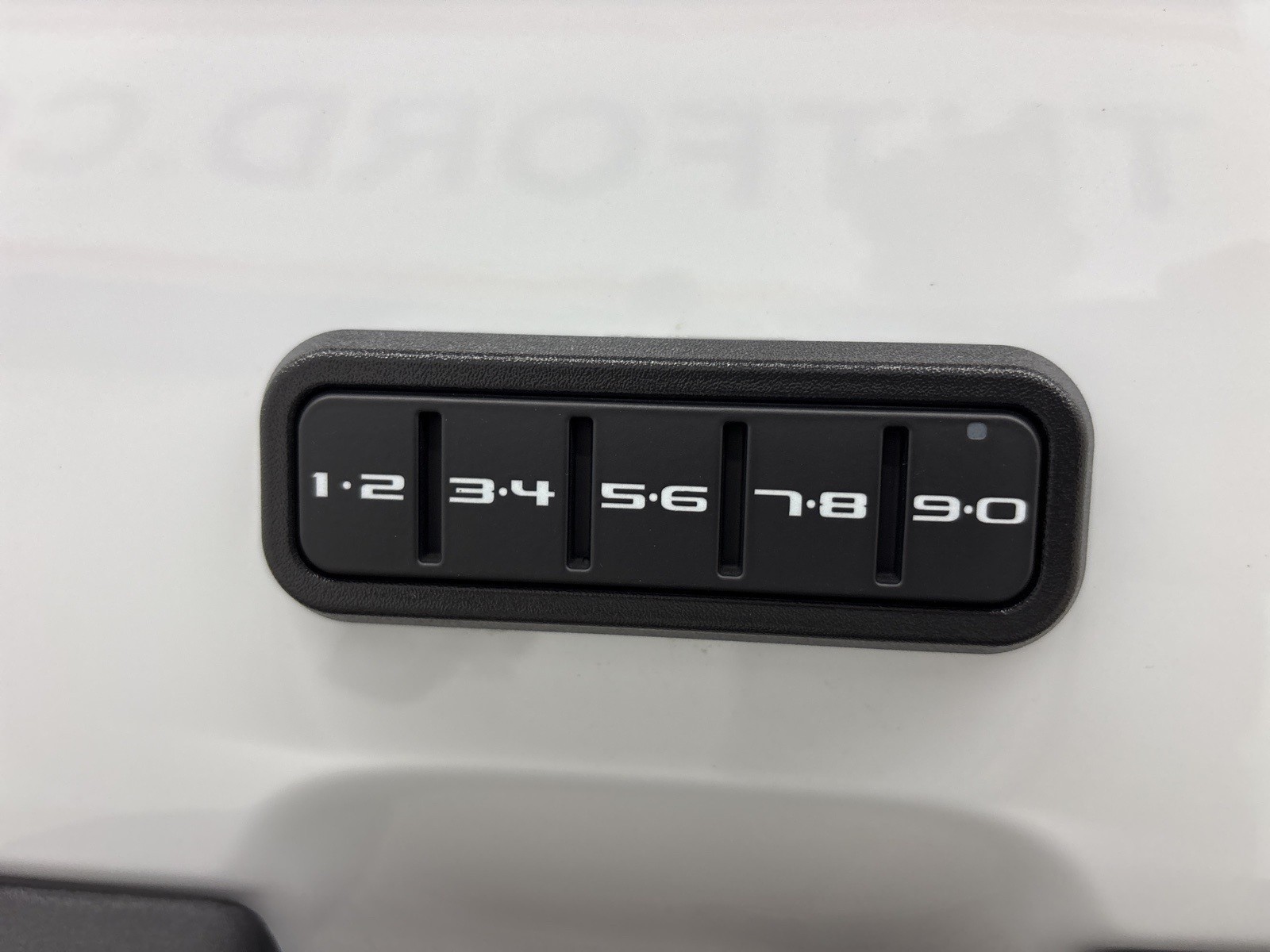 2025 Ford F-150 Lightning XLT photo 10