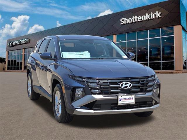 2026 Hyundai Tucson SE photo 3