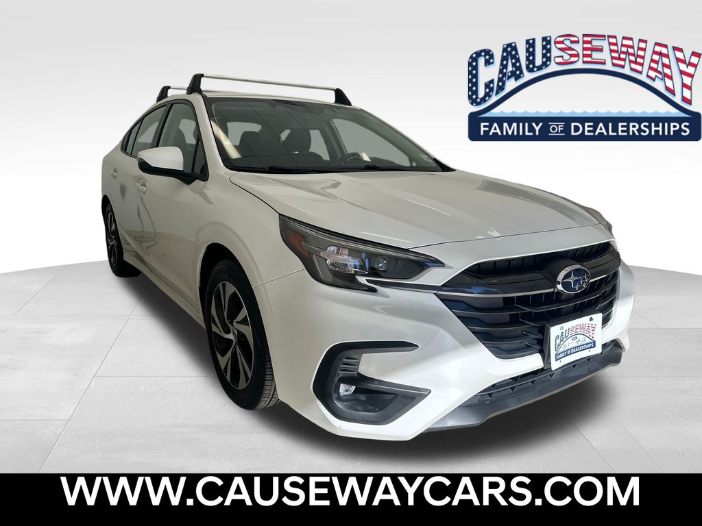 2024 Subaru Legacy Premium's photo