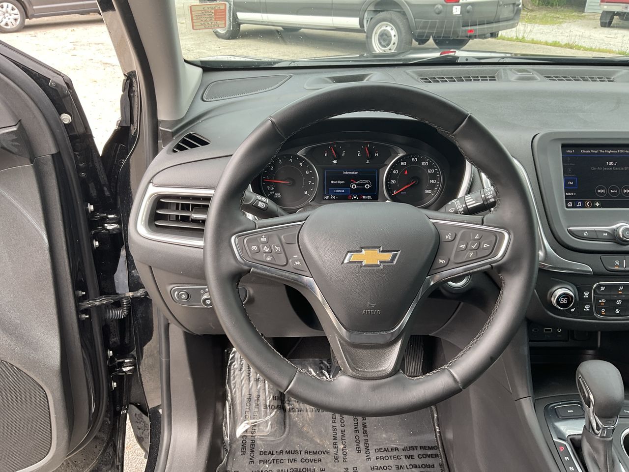 2024 Chevrolet Equinox LT photo 14