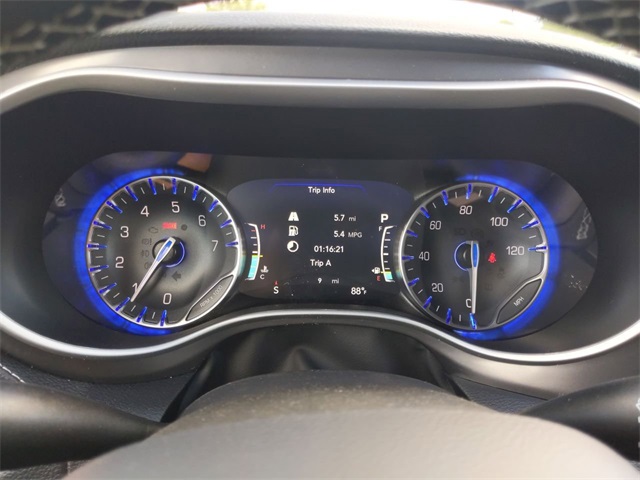2026 Chrysler Pacifica photo 23