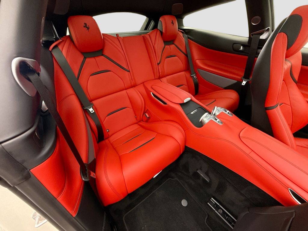 2020 Ferrari GTC4Lusso photo 18